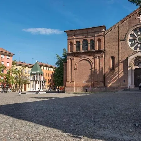 Penzion Piazza San Domenico - Bedinbolognacentro 3*