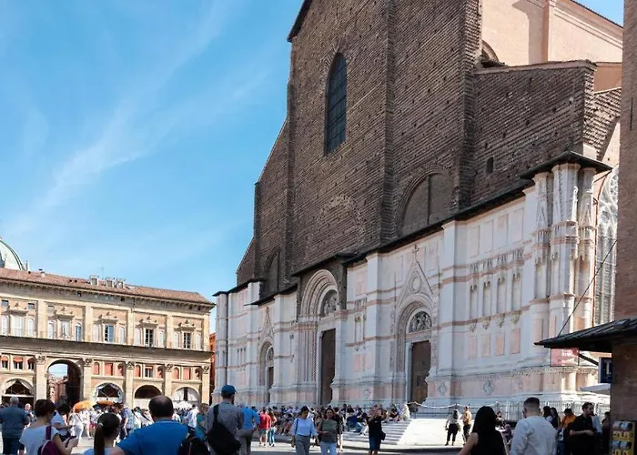 Piazza San Domenico - Bedinbolognacentro 볼로냐